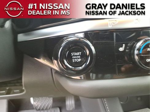 New 2026 Nissan Pathfinder SL FWD image 16