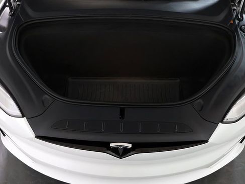 Used 2023 Tesla Model X AWD/4WD image 41