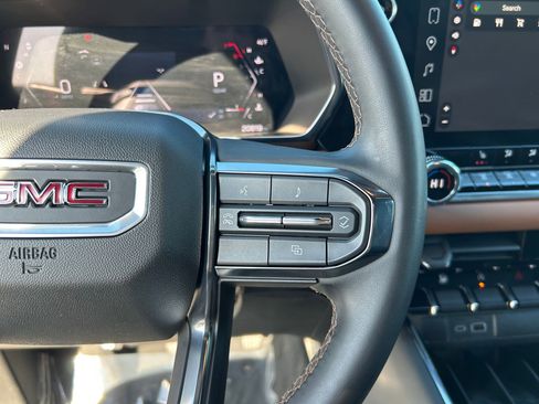 Used 2024 GMC Canyon AT4 w/ Technology Package image 13