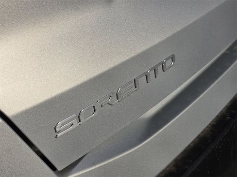 New 2026 Kia Sorento LX image 10