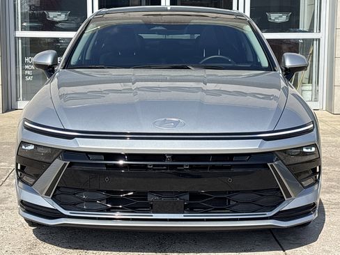 Used 2025 Hyundai Sonata Limited image 14