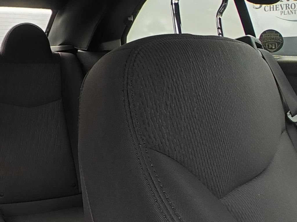 Used 2012 Chrysler 200 Touring FWD image 11