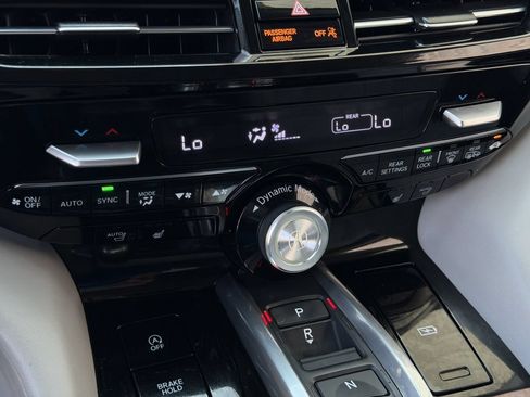Used 2022 Acura MDX FWD w/ Technology Package image 19