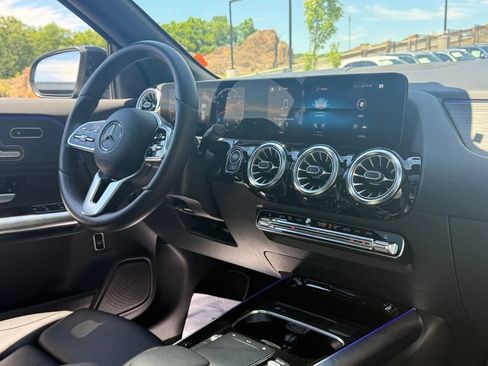 Used 2023 Mercedes-Benz GLA 250 4MATIC image 29