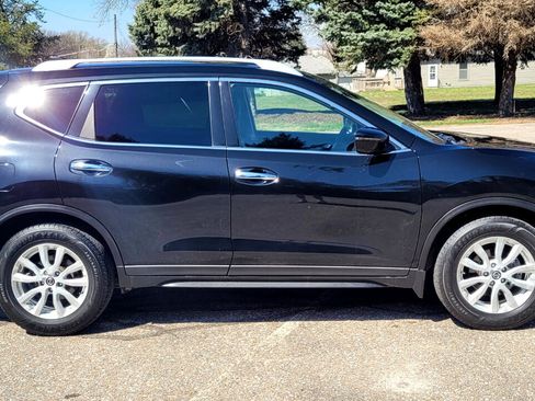 Used 2019 Nissan Rogue S w/ Special Edition Package image 8