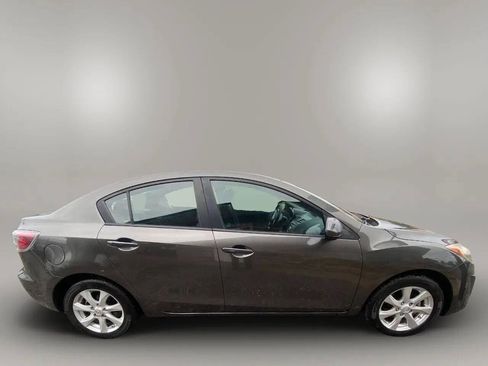 Used 2010 MAZDA MAZDA3 i Touring image 7