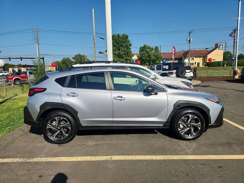 Used 2024 Subaru Crosstrek 2.0i Premium AWD/4WD image 7