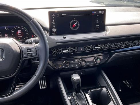 Used 2023 Honda Accord Sport image 7