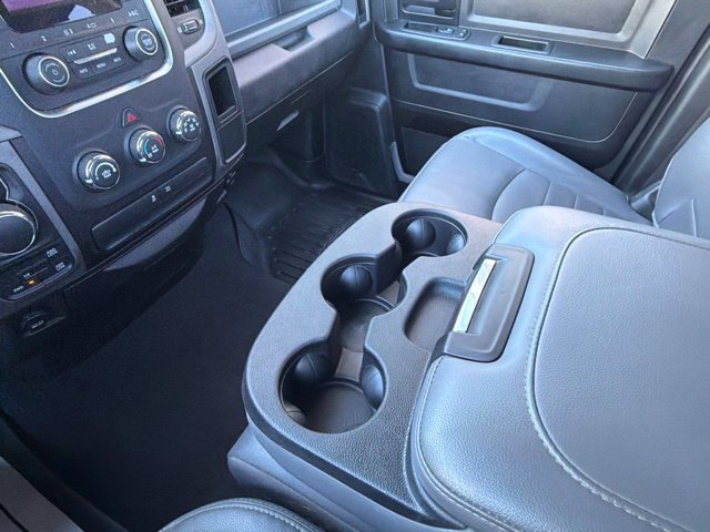 Used 2019 RAM 1500 Express AWD/4WD image 32