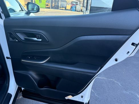 Used 2023 Toyota Crown XLE image 16