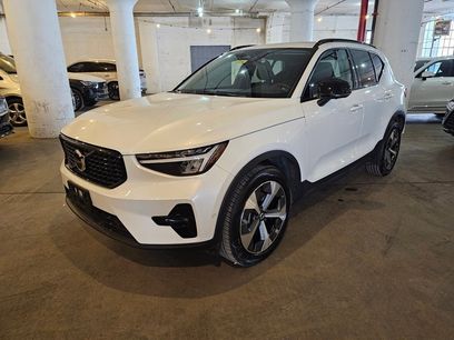 Certified 2023 Volvo XC40 B5 Plus w/ Climate Package