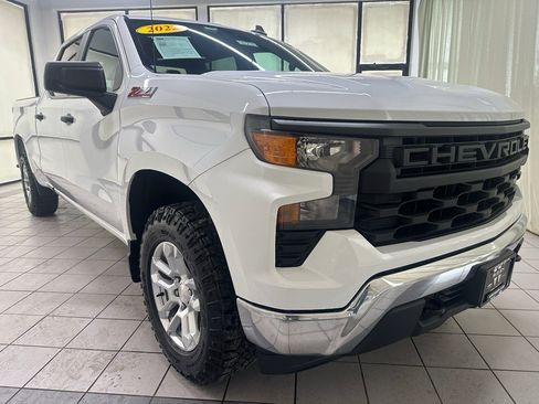 Certified 2022 Chevrolet Silverado 1500 W/T w/ WT Value Package image 2