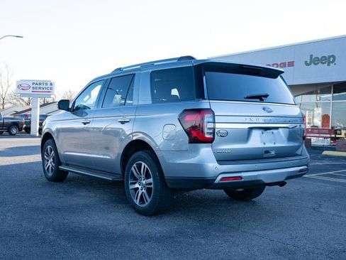 Used 2024 Ford Expedition Limited image 3