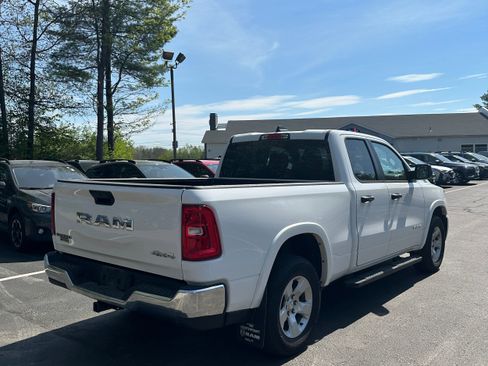 Used 2025 RAM 1500 Big Horn AWD/4WD image 5