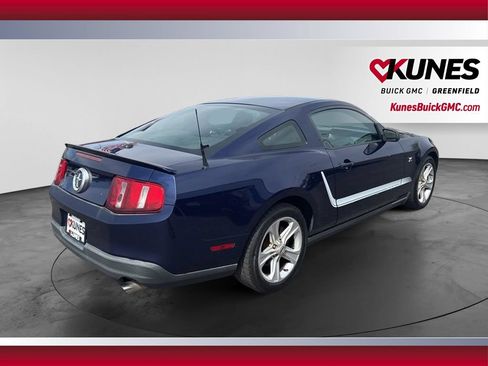 Used 2010 Ford Mustang Coupe RWD image 6