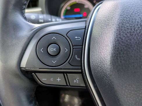 Certified 2023 Toyota Venza XLE image 23