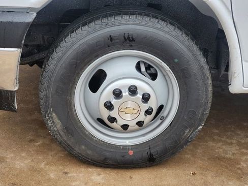 New 2025 Chevrolet Express 3500 w/ Power Convenience Package RWD image 16