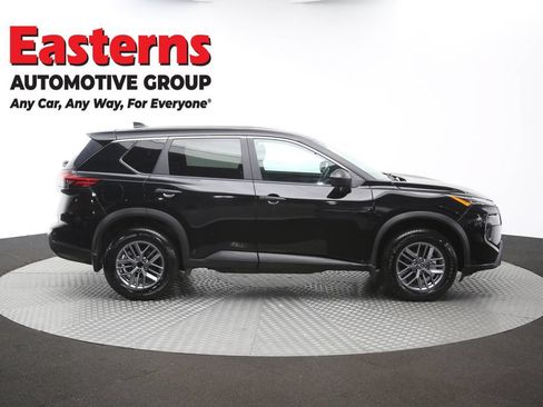 Used 2024 Nissan Rogue S AWD/4WD image 45