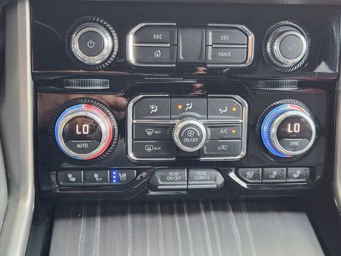 Used 2022 GMC Yukon Denali AWD/4WD image 19