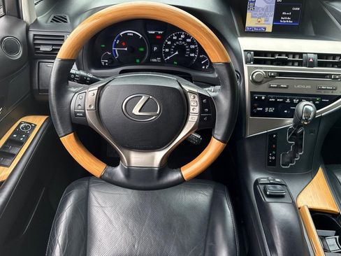Used 2015 Lexus RX 450h AWD image 27