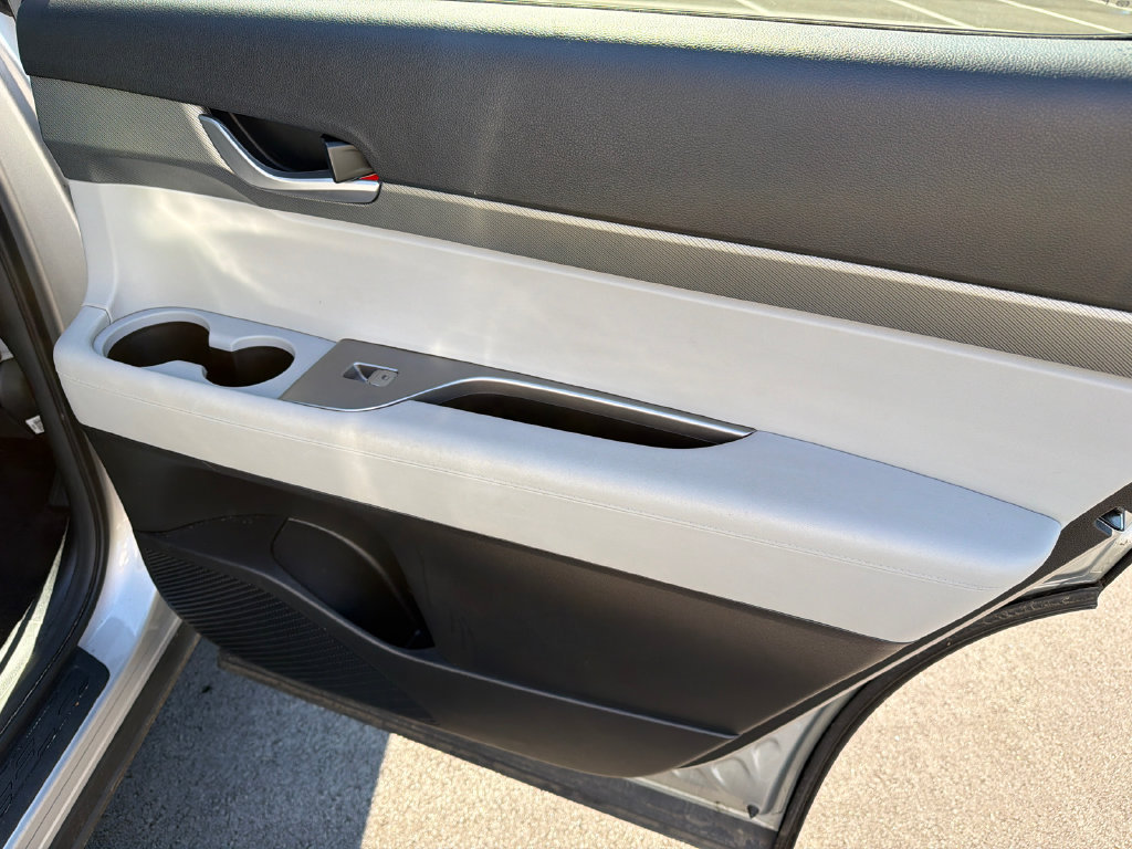 Used 2025 Hyundai Palisade SEL FWD image 15