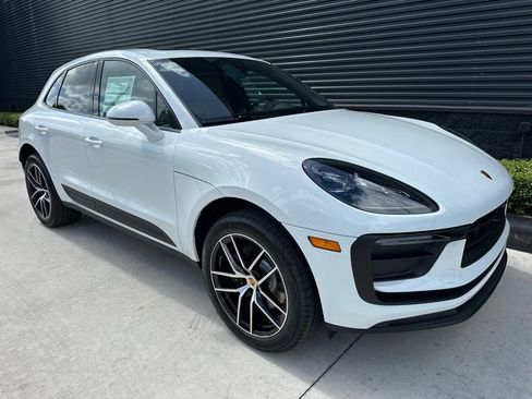 New 2026 Porsche Macan AWD/4WD image 11
