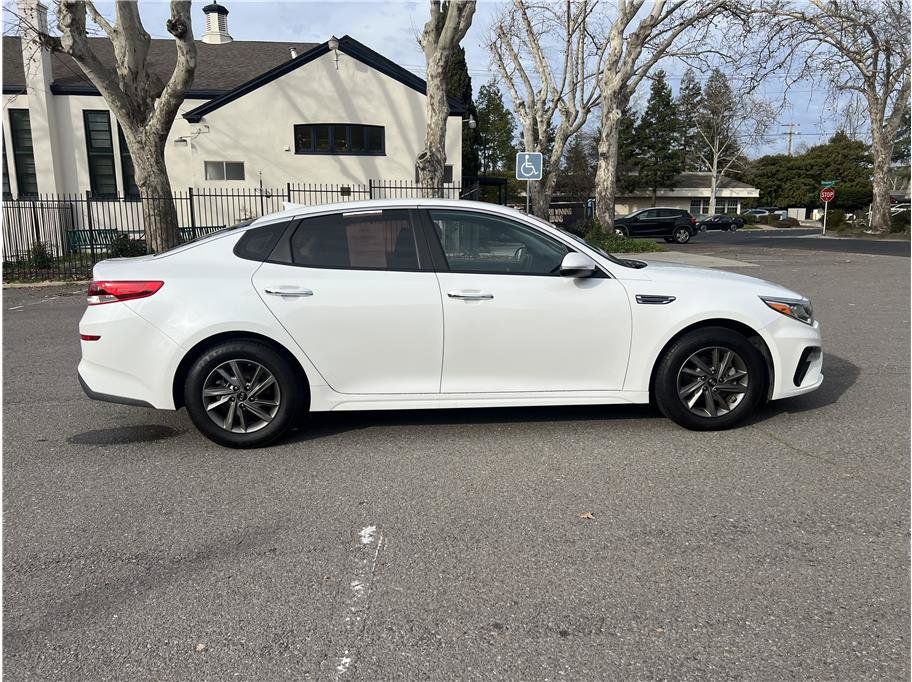 Used 2020 Kia Optima LX FWD image 4