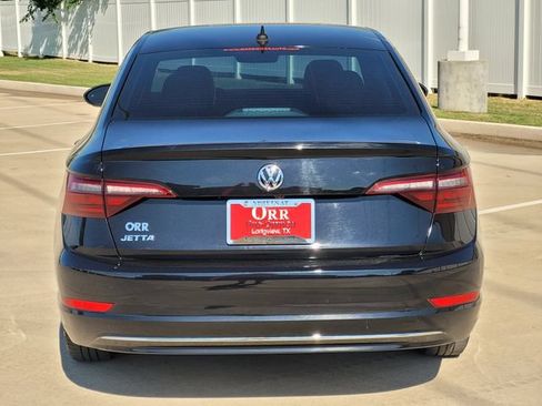 Used 2021 Volkswagen Jetta SE FWD image 5