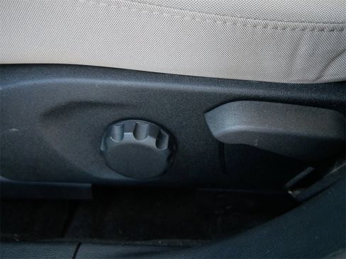 Used 2020 Ford Fusion S image 15