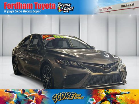 Certified 2023 Toyota Camry SE AWD/4WD image 1