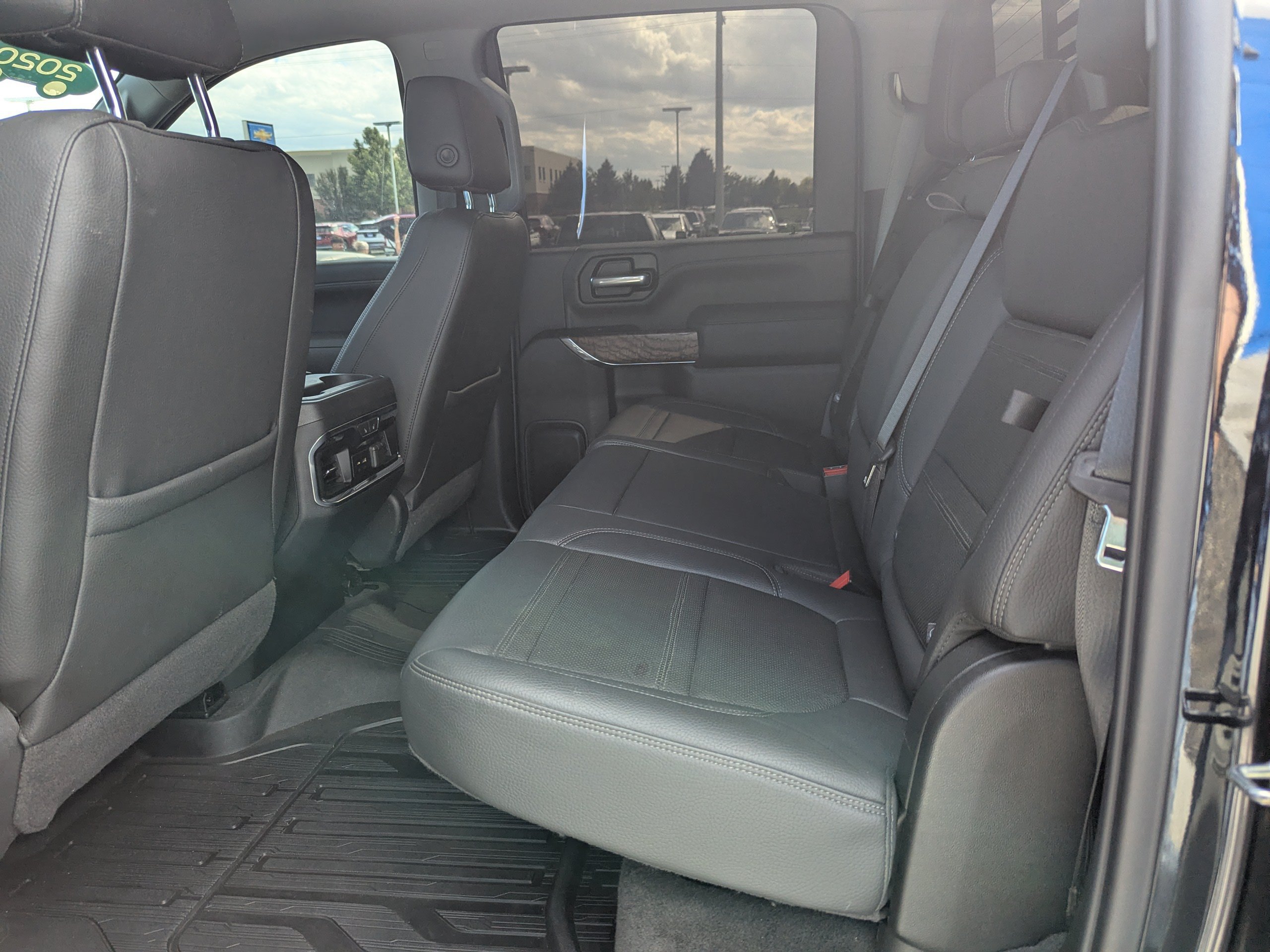 Used 2020 GMC Sierra 2500 Denali w/ Denali Ultimate Package AWD/4WD image 28