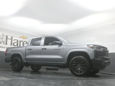 New 2026 Chevrolet Colorado W/T AWD/4WD image 2