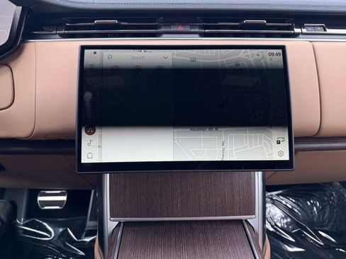 New 2026 Land Rover Range Rover Long Wheelbase SE AWD/4WD image 20