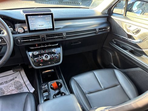 Certified 2022 Lincoln Corsair FWD image 30