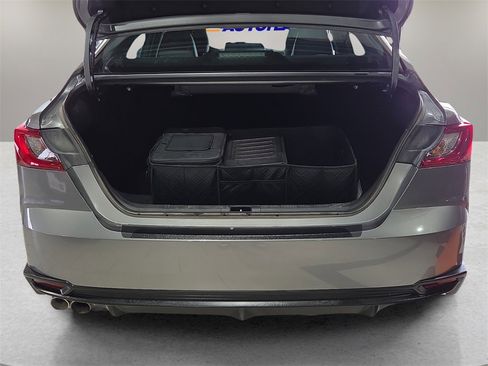 Certified 2025 Toyota Camry SE image 20