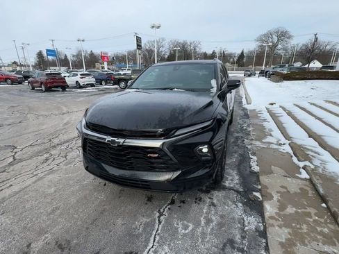 Used 2025 Chevrolet Blazer RS w/ Driver Confidence II Package image 3