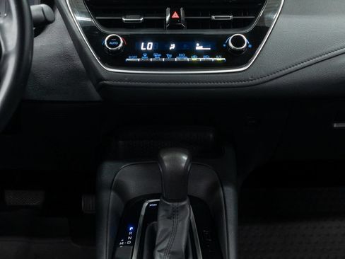 Used 2021 Toyota Corolla SE FWD image 18