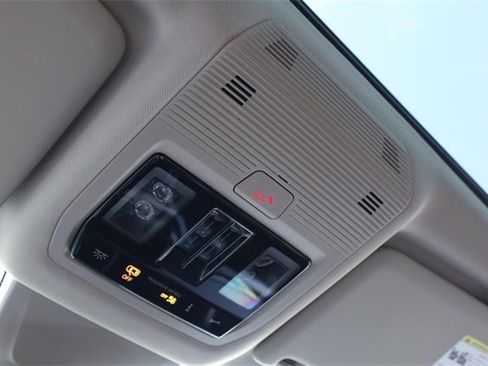 New 2026 Volkswagen Atlas Peak Edition image 19