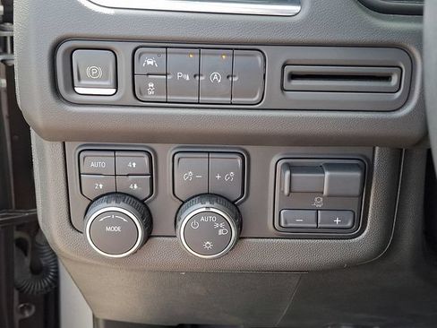 Used 2023 Chevrolet Tahoe LT w/ Max Trailering Package AWD/4WD image 21