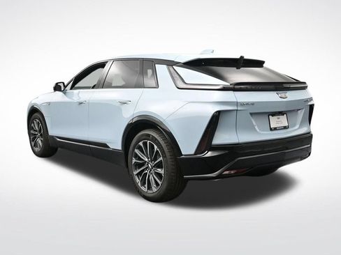 Used 2025 Cadillac Lyriq Sport AWD/4WD image 3
