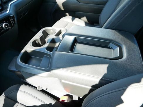 Used 2023 Chevrolet Silverado 1500 LT AWD/4WD image 19