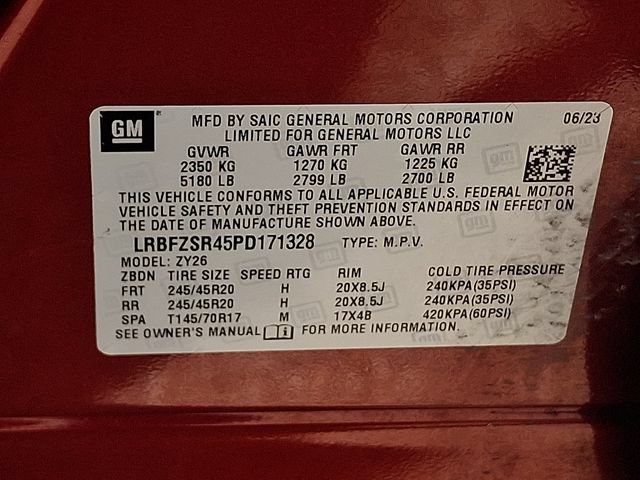 Used 2023 Buick Envision Avenir AWD/4WD image 29