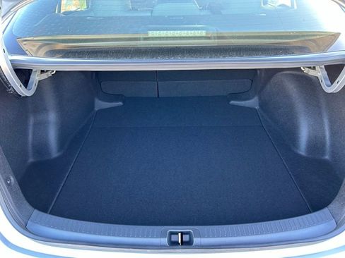 Used 2026 Toyota Corolla SE FWD image 24