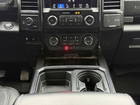 Used 2019 Ford F250 Lariat w/ Lariat Ultimate Package image 14