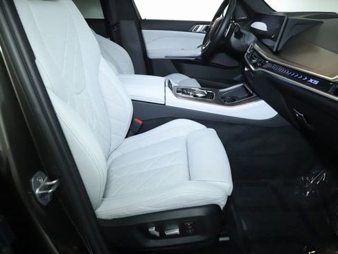Certified 2024 BMW X5 xDrive40i w/ Premium Package image 35