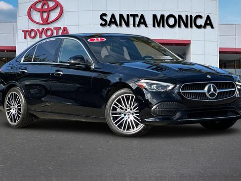 Used 2023 Mercedes-Benz C 300 Sedan image 2