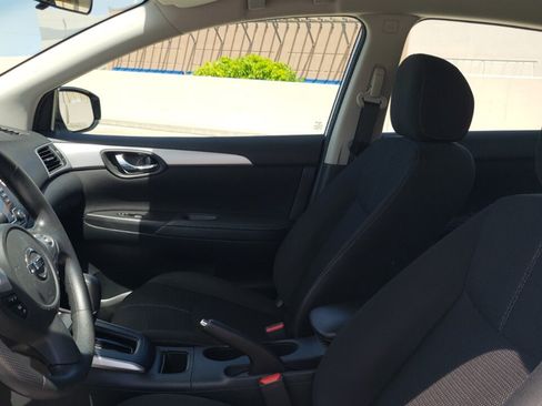 Used 2018 Nissan Sentra S FWD image 9