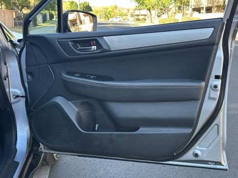 Used 2015 Subaru Outback 2.5i Premium image 46