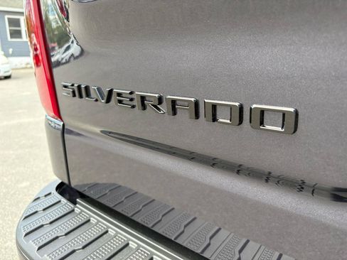 Used 2022 Chevrolet Silverado 1500 High Country w/ High Country Premium Package AWD/4WD image 41