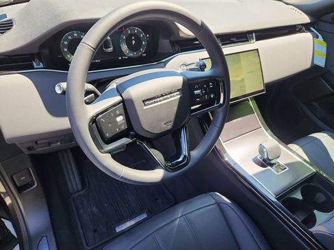 New 2026 Land Rover Range Rover Evoque Hoxton AWD/4WD image 15